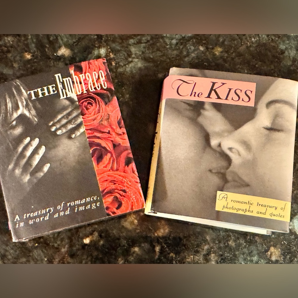 VALENTIN❤️ 2 RUNNING PRESS MINIATURES 1992 & 1994 The Kiss & The Embrace Perfect